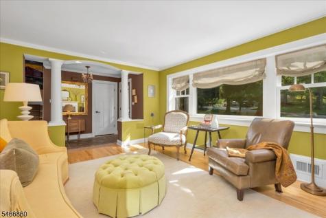 17 Old Oak Drive New Providence NJ 07901
