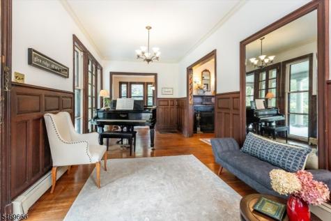 27 Wildwood Terrace Glen Ridge Boro NJ 07028