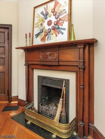 27 Wildwood Terrace Glen Ridge Boro NJ 07028