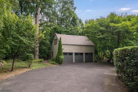27 Wildwood Terrace Glen Ridge Boro NJ 07028