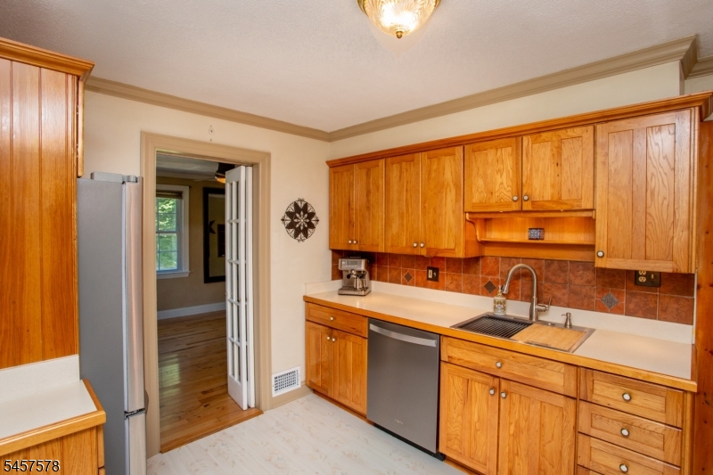 922 Us 202 N Readington NJ 08853