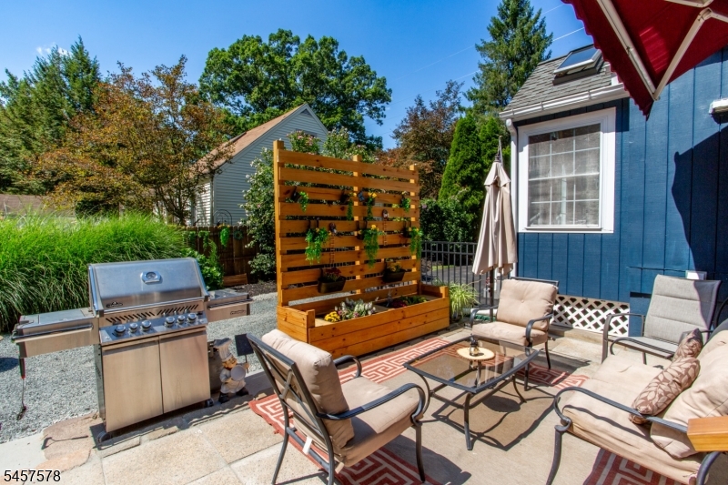922 Us 202 N Readington NJ 08853