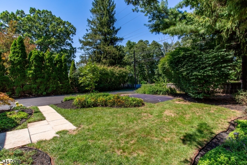 922 Us 202 N Readington NJ 08853