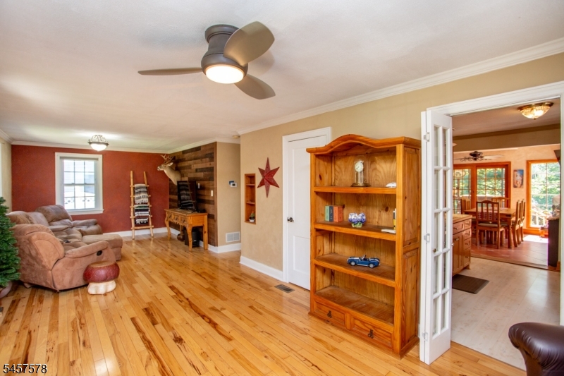 922 Us 202 N Readington NJ 08853