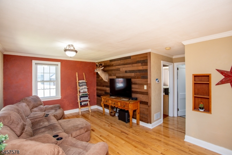 922 Us 202 N Readington NJ 08853