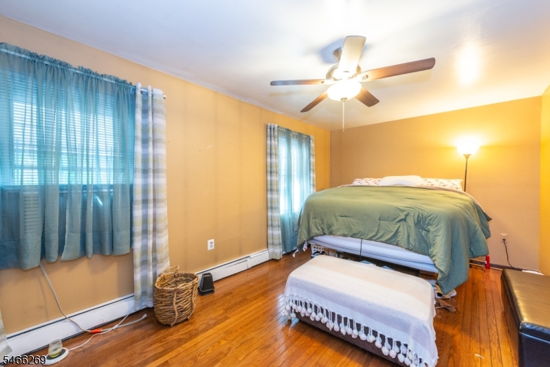 194 Pearl Street Paterson NJ 07501