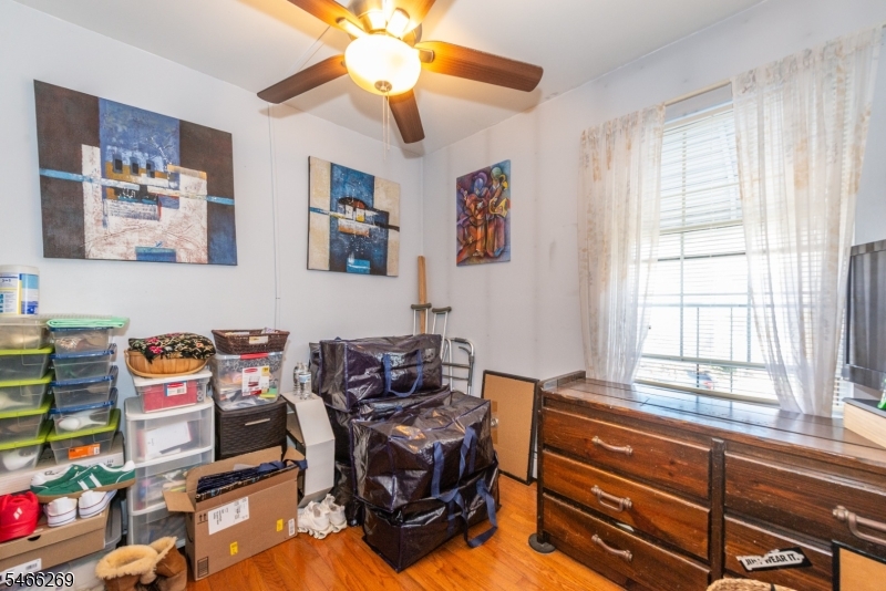 194 Pearl Street Paterson NJ 07501