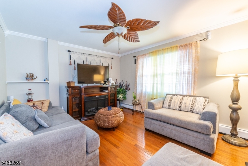 194 Pearl Street Paterson NJ 07501