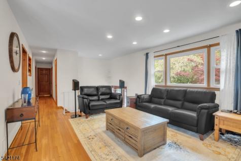 12 Stafford Drive Wanaque NJ 07465