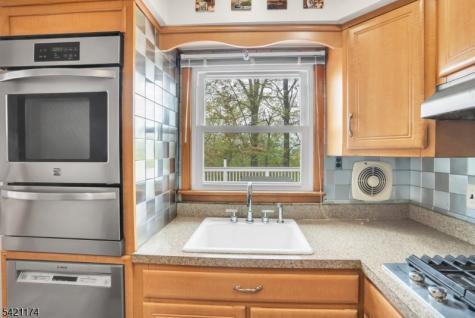 12 Stafford Drive Wanaque NJ 07465