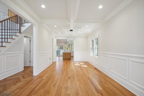 63 Hillside Avenue Livingston NJ 07039