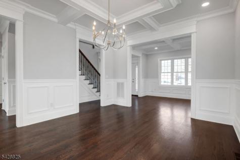63 Hillside Avenue Livingston NJ 07039
