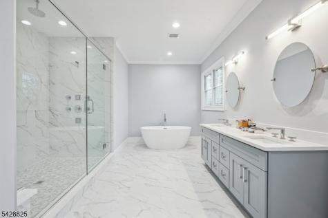 63 Hillside Avenue Livingston NJ 07039