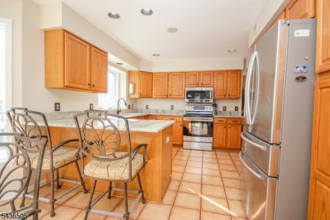 6 Meadow Lake Drive Hardwick NJ 07825