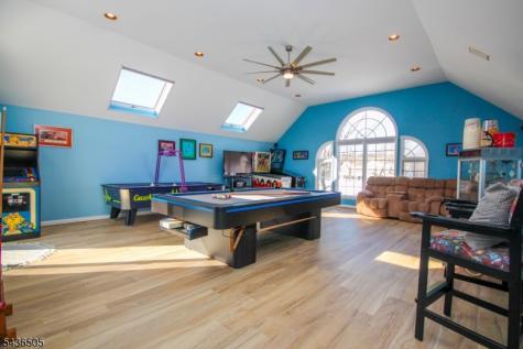 6 Meadow Lake Drive Hardwick NJ 07825
