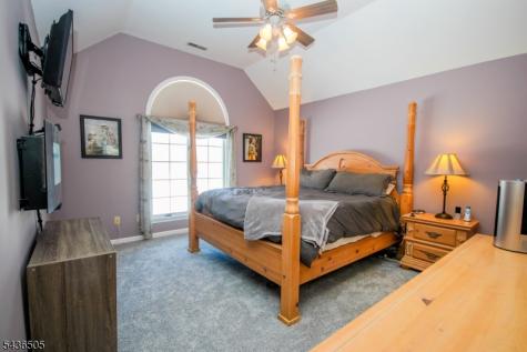 6 Meadow Lake Drive Hardwick NJ 07825