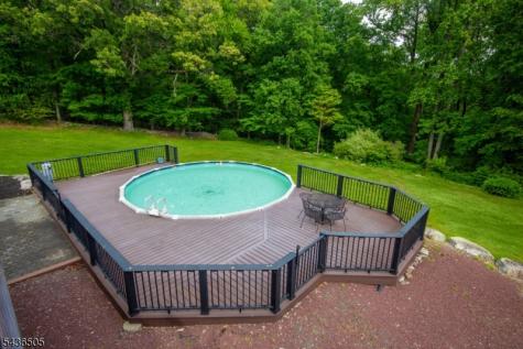 6 Meadow Lake Drive Hardwick NJ 07825
