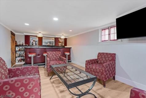 652 54 1st Avenue Elizabeth NJ 07202
