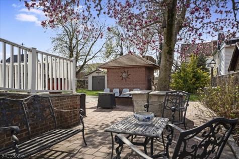 652 54 1st Avenue Elizabeth NJ 07202