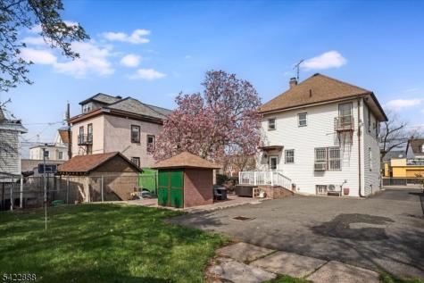 652 54 1st Avenue Elizabeth NJ 07202