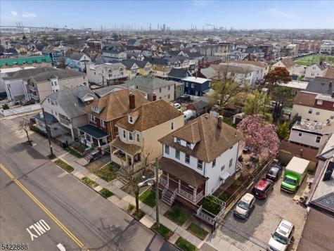 652 54 1st Avenue Elizabeth NJ 07202