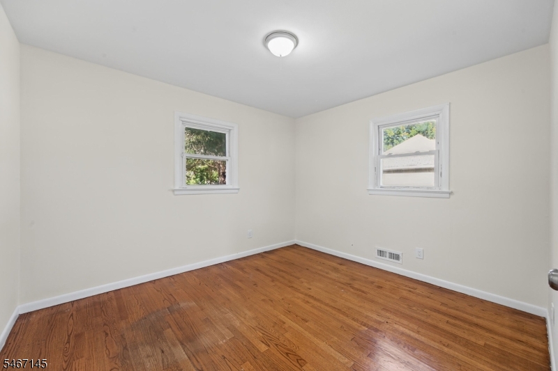 20 Suydam Avenue Edison NJ 08817