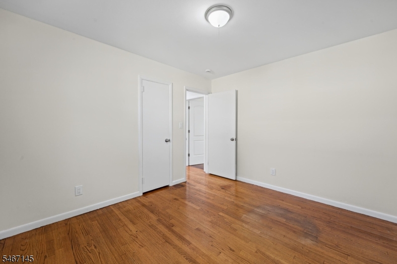 20 Suydam Avenue Edison NJ 08817
