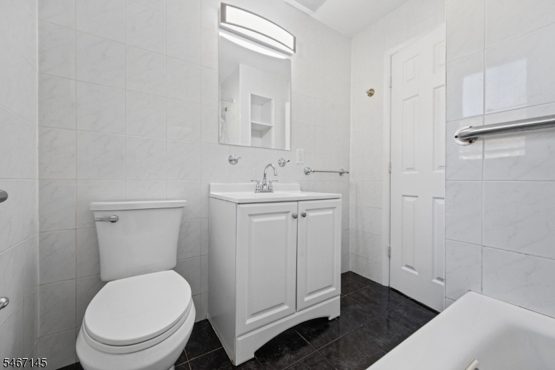 20 Suydam Avenue Edison NJ 08817