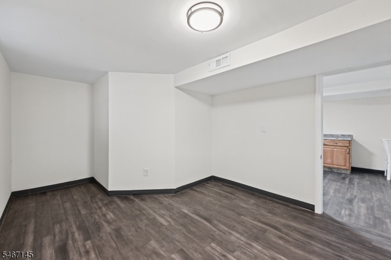 20 Suydam Avenue Edison NJ 08817