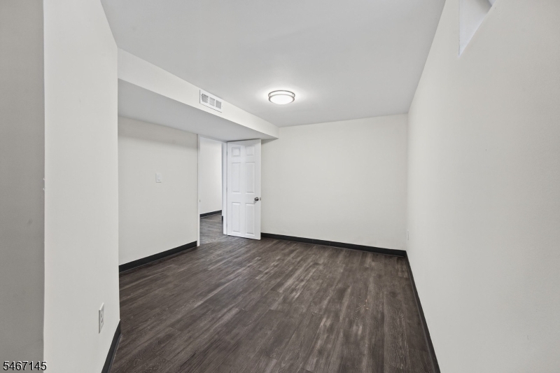 20 Suydam Avenue Edison NJ 08817