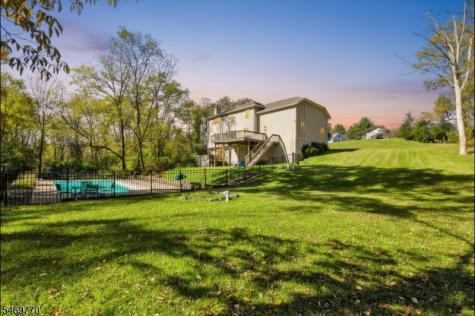 5 Worthington Road Knowlton NJ 07832