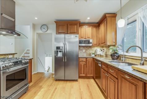119 Squire Hill Road Montclair NJ 07043