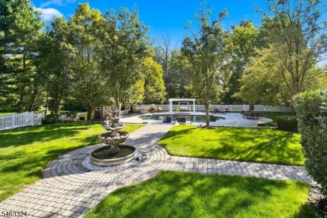 11 Baltusrol Way Bernards NJ 07931