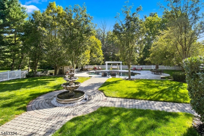 11 Baltusrol Way Bernards NJ 07931