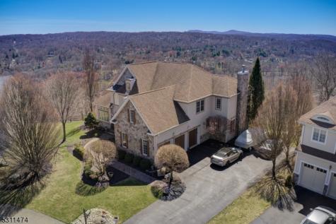 6 Point View Oakland NJ 07436