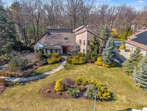 17 Brentwood Drive North Caldwell NJ 07006