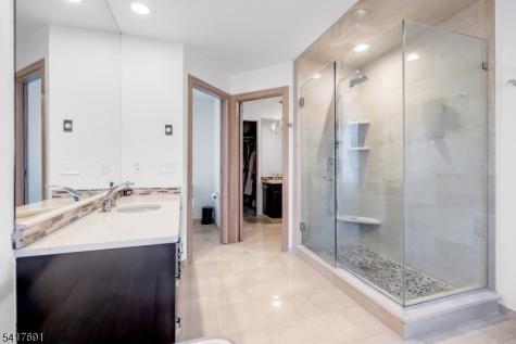 17 Brentwood Drive North Caldwell NJ 07006