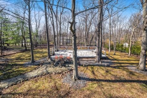 17 Brentwood Drive North Caldwell NJ 07006