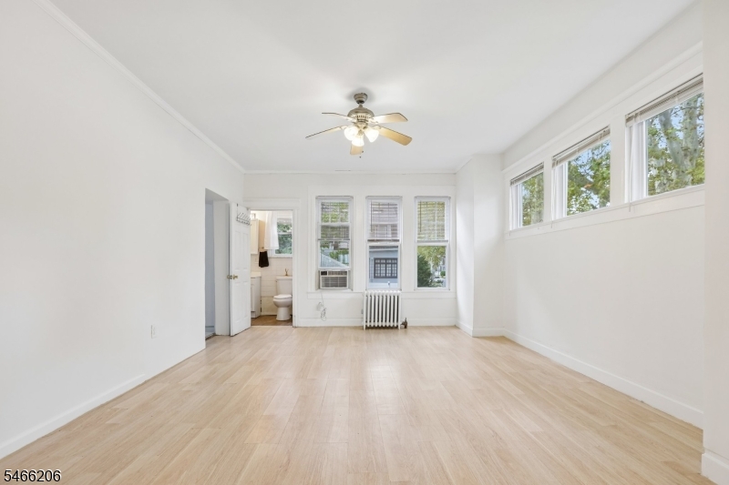 256 Rutledge Avenue East Orange NJ 07017