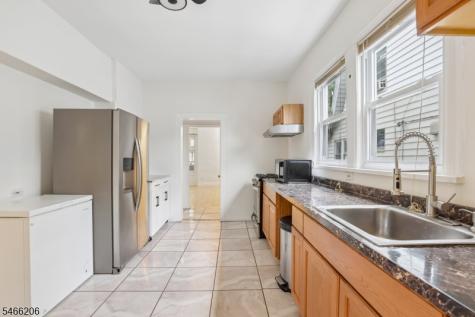 256 Rutledge Avenue East Orange NJ 07017
