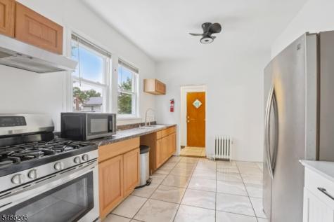 256 Rutledge Avenue East Orange NJ 07017
