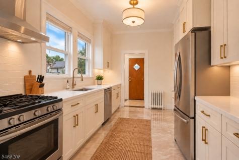 256 Rutledge Avenue East Orange NJ 07017