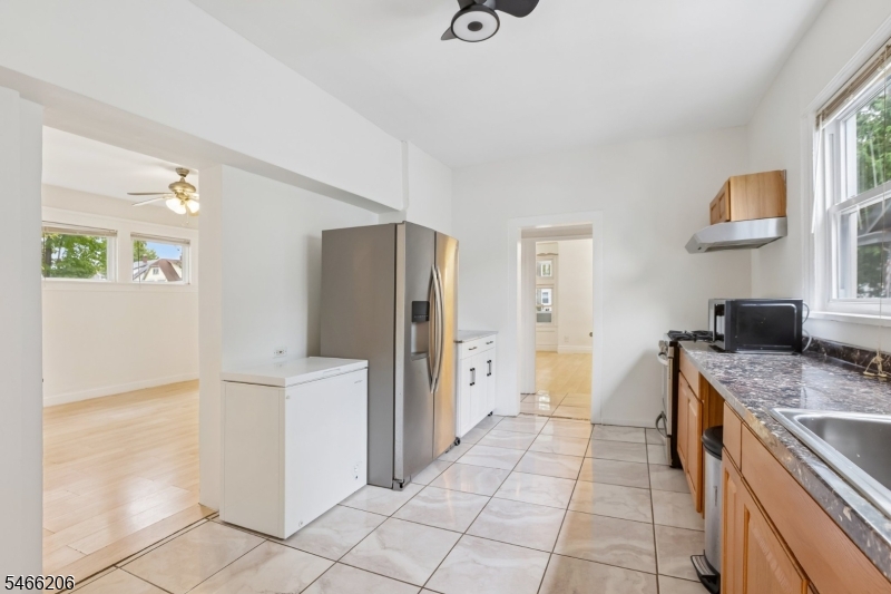 256 Rutledge Avenue East Orange NJ 07017