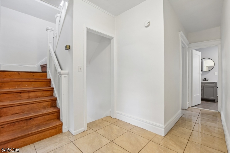 256 Rutledge Avenue East Orange NJ 07017