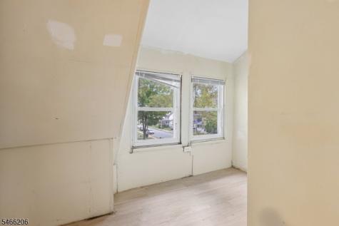 256 Rutledge Avenue East Orange NJ 07017