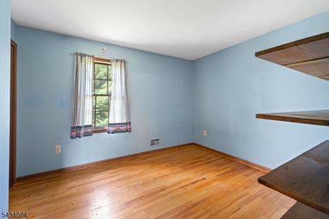 42 Higginsville Road Readington NJ 08853