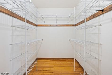 42 Higginsville Road Readington NJ 08853