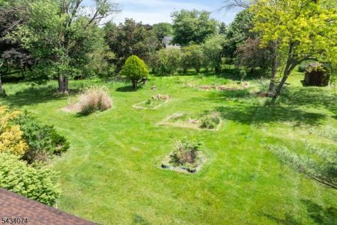 42 Higginsville Road Readington NJ 08853