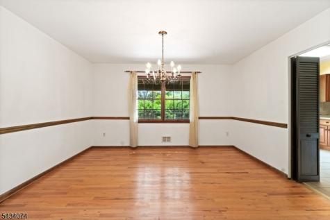 42 Higginsville Road Readington NJ 08853