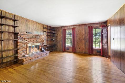 42 Higginsville Road Readington NJ 08853
